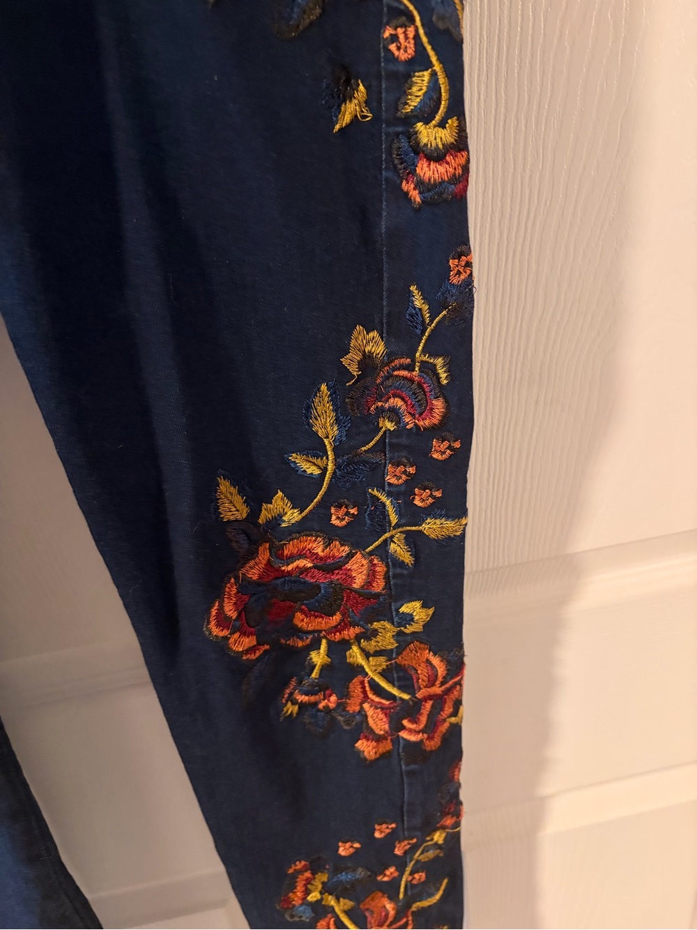 VENUS Dark Blue Skinny Jeans with Embroidered Floral Detail - Picture 3 of 5